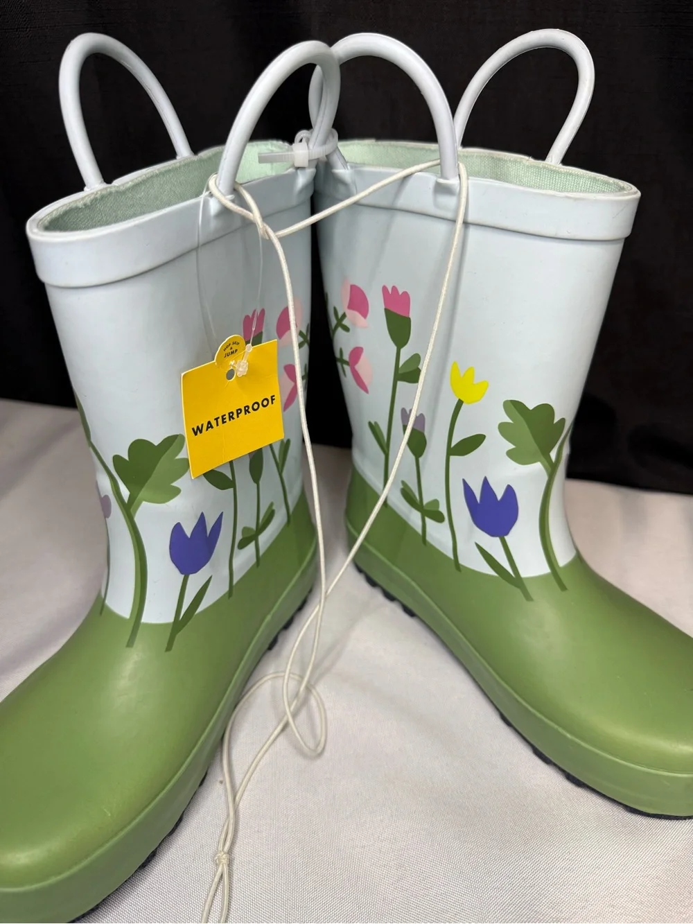 Cat & Jack Kids Green Rain Boots with Snail and Ladybug Garden Print NEW!